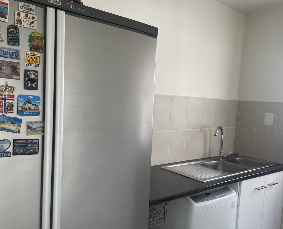 3 Bedroom Property for Sale in Blue Lagoon Western Cape